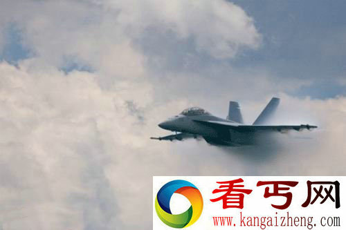 [图文]英国媒体曝光美国一架F-18战斗机追击UFO