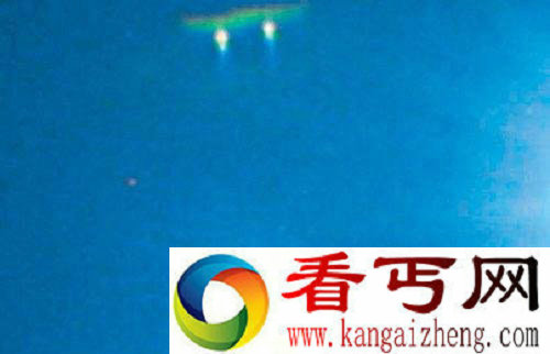 [图文]山西平遥古城夜间现不明飞行物持续大约40分钟