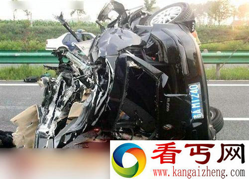 实拍最新追尾车祸血腥恐怖现场图集(组图)