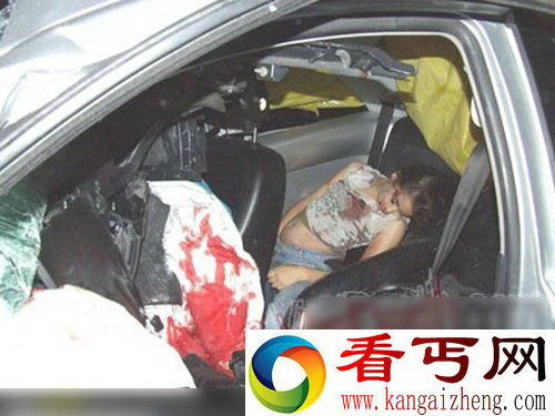 盘点惨烈车祸后死在车内的恐怖女尸现场图集