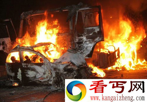 京港澳高速特大交通事故血溅马路 7死3伤