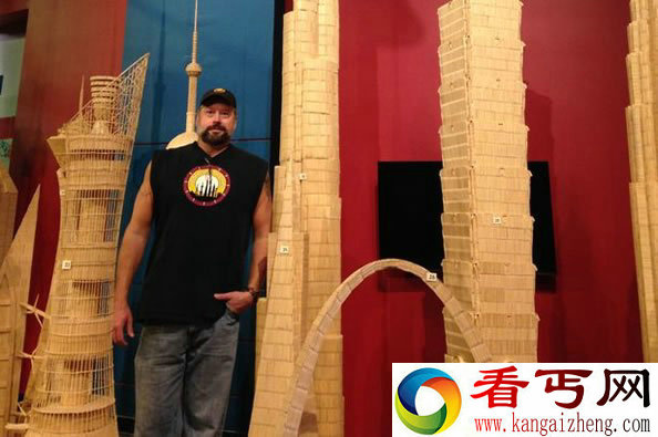 纽约雕塑家用牙签建造迪拜塔模型 总高为828米