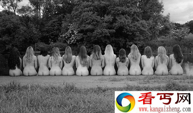为了筹点钱 这个大学的女赛艇队员集体拍裸体挂历