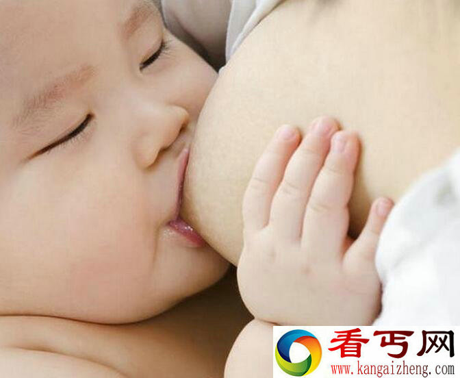 纯天然！妇女挤母乳制作诱人的香皂