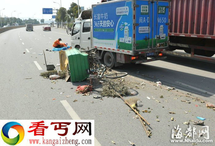 福建牛奶车撞飞老年环卫工 环卫工当场身亡