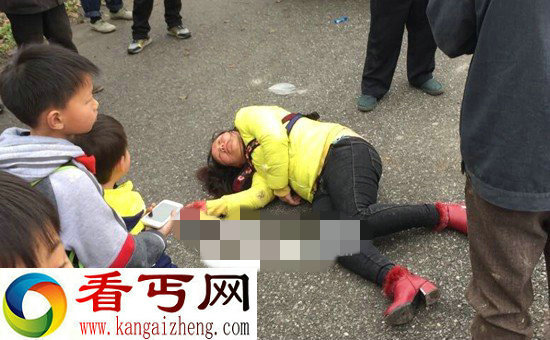 浙江一轿车撞伤多名学生后司机割喉自杀