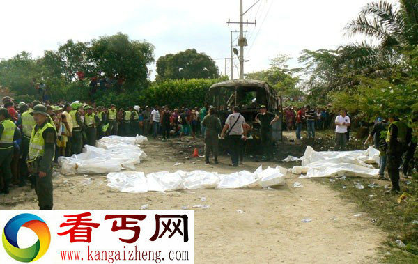惨!哥伦比亚31名儿童被烧死在大巴内