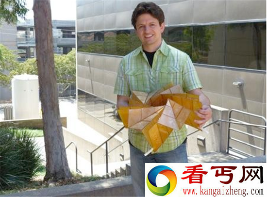 美国受折纸启发 建造折叠的太阳能太空板
