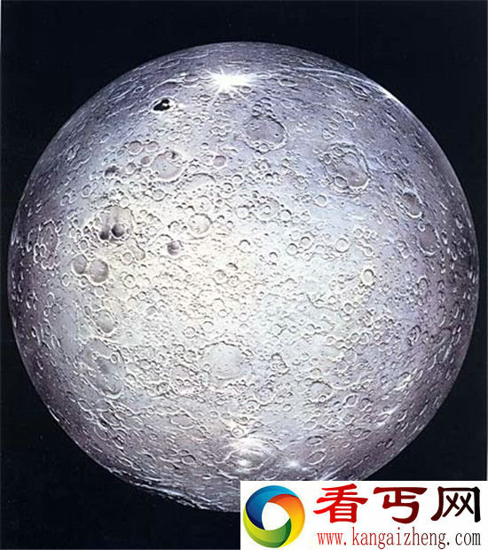 月球背面到底有什么?人类被骗30年