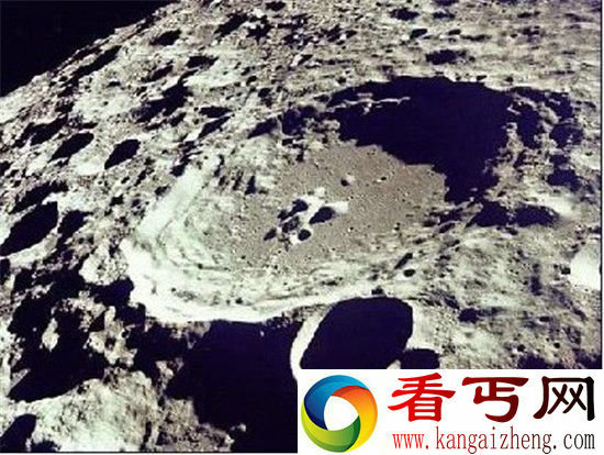 人类为何急于登月? 月球背面竟有大量外星人