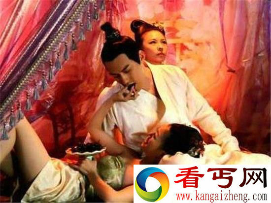 古代丫鬟生活凄惨被肆意玩弄 古代丫鬟如何面对男主的暴行？