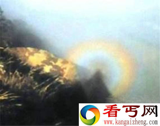 汶川地震灵异事件 震后现佛光深夜听到女人哭泣