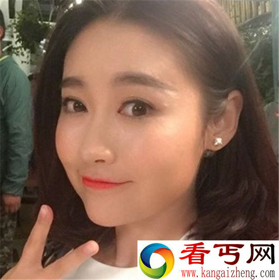 陈翔六点半腿腿被醉汉捅死让人心痛 刘洁为什么叫腿腿？