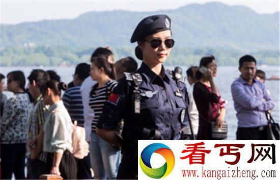 西湖美女巡逻队成靓丽风景 游人纷纷驻足拍照合影