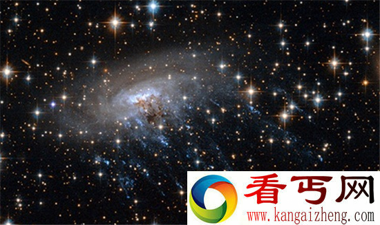 天文学家捕捉遥远星系 暗能量光谱仪