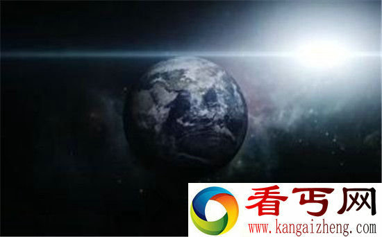 黑洞里面流出黑色液体 外星人惨死平行宇宙?