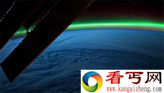 NASA发现木星极光 为朱诺探测器举办欢迎会？