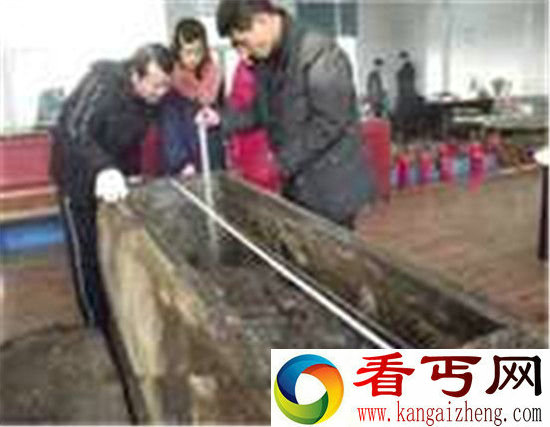 4000年古墓挖出鲜活女尸 睁眼微笑被震惊了!