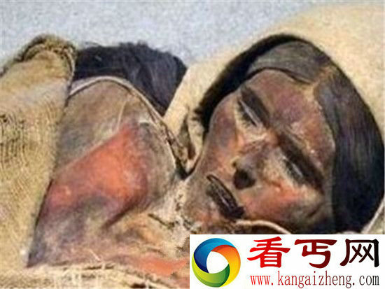 千年古墓挖出活女人 专家竟被吓死惊呆了?