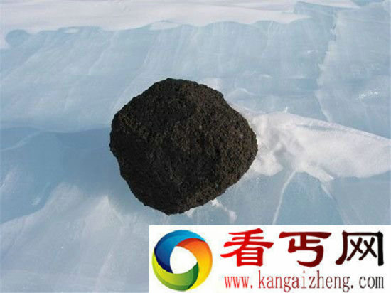 南极发现大量陨石 陨铁竟神秘失踪