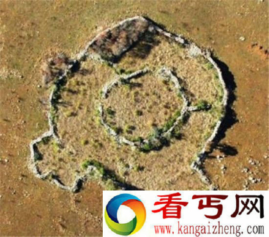 南非发现20万年前古城 人类起源或将改写