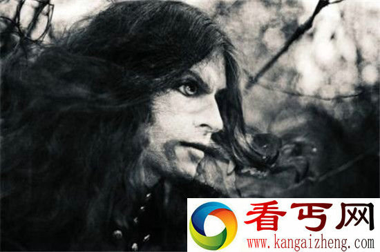 惊悚活死人 复活的死尸之谜