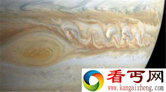木星大红斑之谜 或是紫外线照射氨气