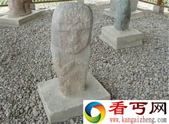 墓葬中惊现外星人雕像！解密外星人
