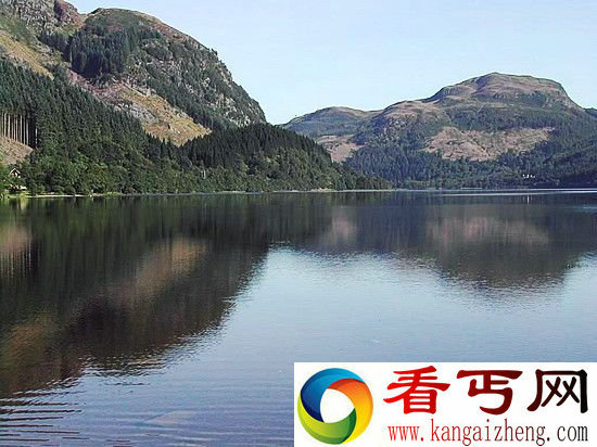 神秘的尼斯湖水怪