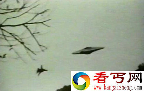 外星人UFO包含高科技 地球武器束手无策