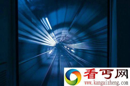 外星人可进行时空之旅 时空隧道成未来研究方向