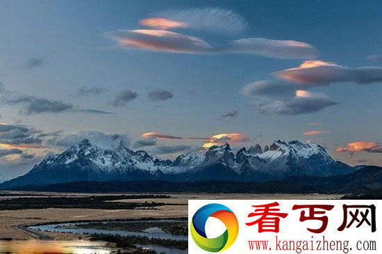 苏格兰上空拍摄 罕见UFO状层云