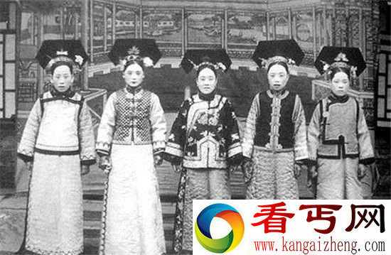 据说中国联通赞助了清朝嫔妃的头戴
