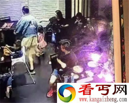 女大学生飞踹女童真相曝光 剧情惊现大反转