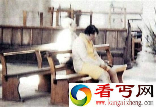 6张难以置信的灵异照片 它们在看着谁?