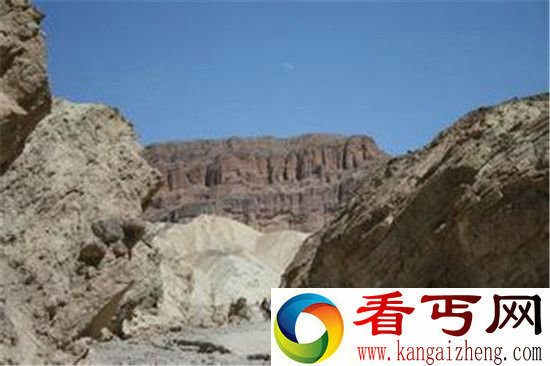 印尼死亡地带爪哇谷洞  千百年来有去无回