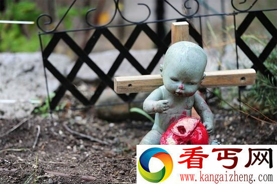 万圣节诡秘之地 1000多个恐怖玩偶居住的惊悚房屋