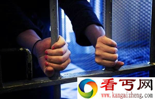 澳洲变性女小偷被关入男子监狱 4年遭强暴2000次