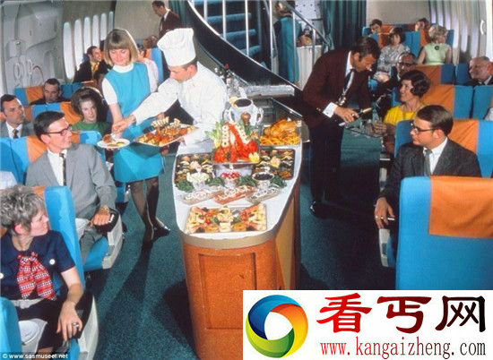 鲑鱼龙虾鱼子酱 50年前的良心飞机餐长这样