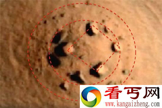 火星惊现蓝色巨湖 竟存外星生物惊呆了!