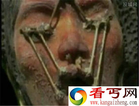 火星曾发生外星人种族战争 三眼女尸一族灭绝!