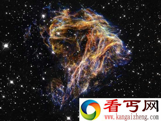 超新星爆炸引发极端伽马射线暴 人类要玩完