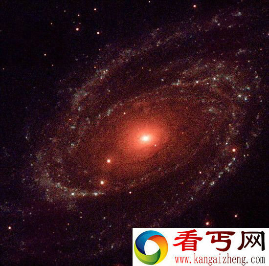 黑洞吞噬恒星瞬间 黑洞撕裂恒星