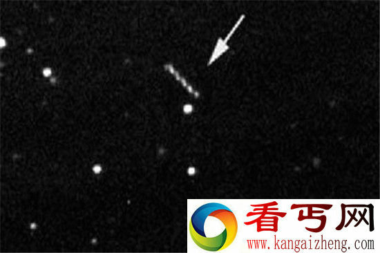 外星人真的存在?外星人在月球的证据曝光