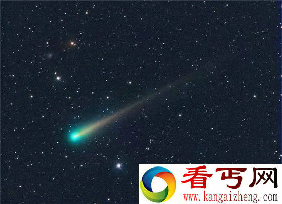 地球迎天外飞仙两颗彗星近距离吻别地球