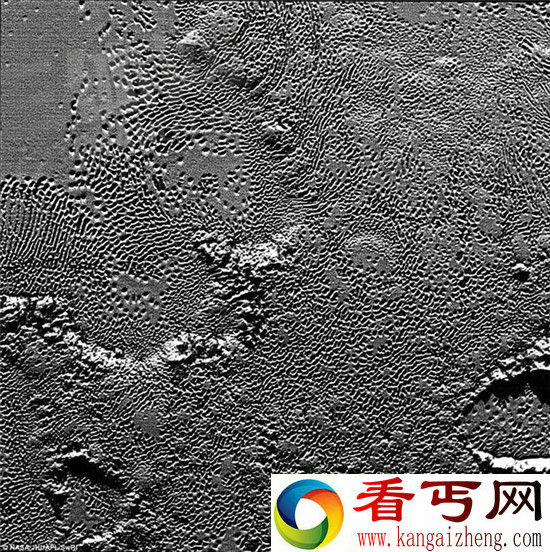 冥王星生命很热闹 内部存在能量源