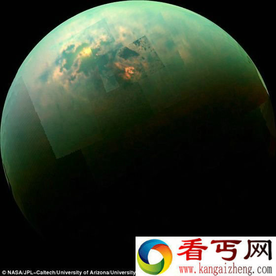 NASA公布土卫六最大极地海洋发出闪光