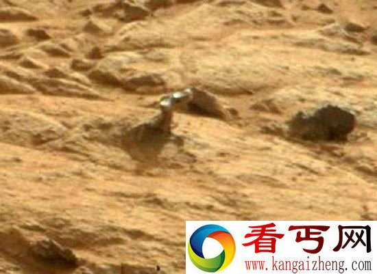 火星惊现外星人坠毁UFO!十大火星神秘物盘点