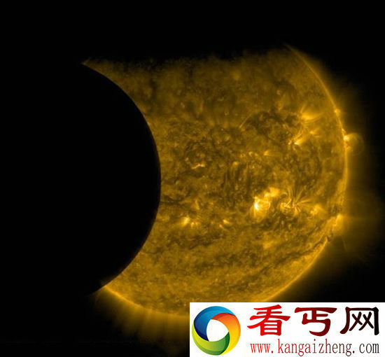 太阳动力天文台拍罕见的“双重日蚀”现象