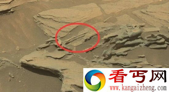 好奇号探测火星新发现 悬浮的神秘汤匙